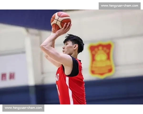 曾凡博启程德国冲刺亚洲杯 工作室晒照展现康复决心 曾凡博启程德国冲刺亚洲杯 工作室晒照展现康复决心