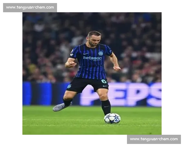 国米 2500 万欧锁定齐沃爱徒!21 岁锋霸成保级英雄,蓝黑新核剑指欧冠 国米 2500 万欧锁定齐沃爱徒!21 岁锋霸成保级英雄,蓝黑新核剑指欧冠