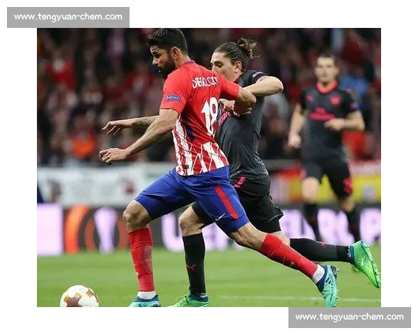 梅尔滕斯斯海尔托亨博斯封后，首夺草地冠军 + 生涯第 10 冠里程碑